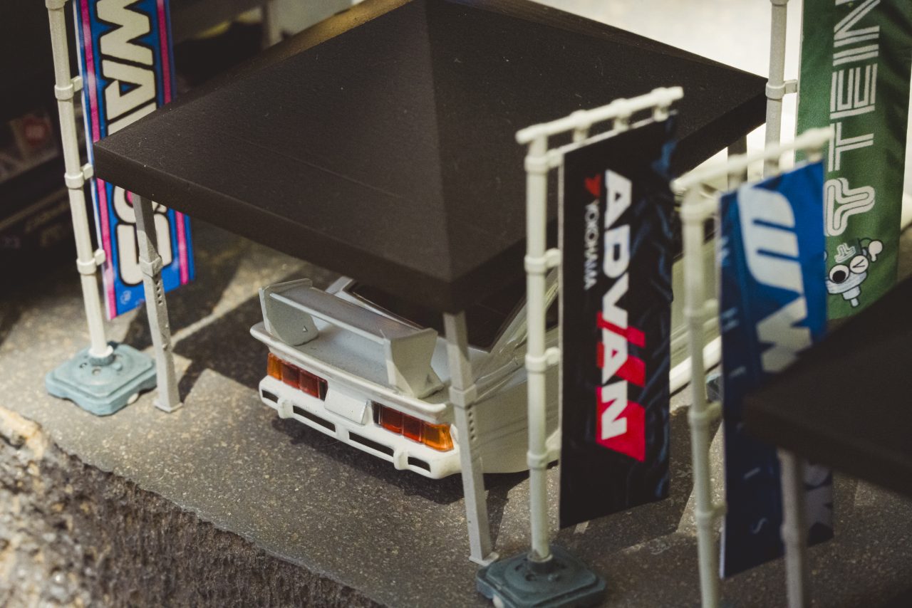 advan flag in 1/64 diorama